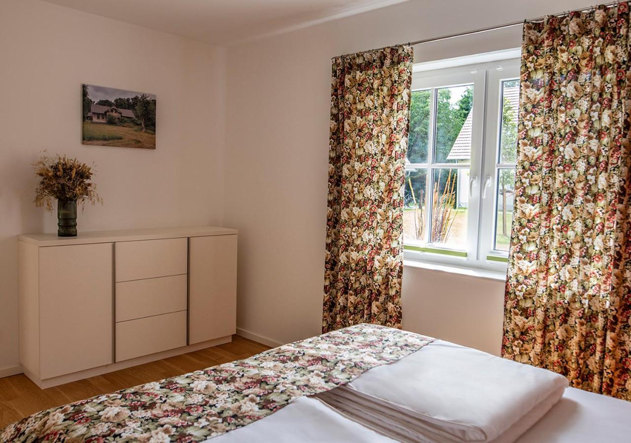Vierseitenhof Appartements Burg  Extérieur photo